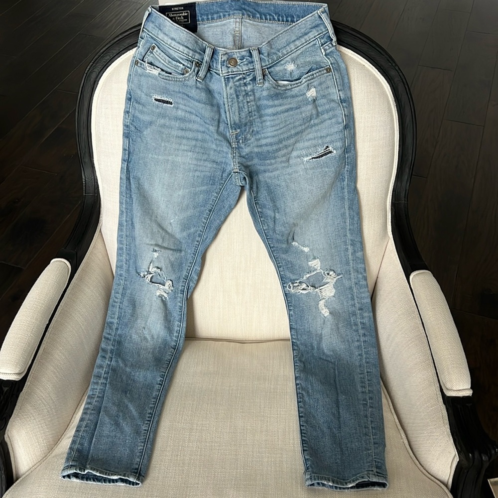 Abercrombie & Fitch stretch skinny ripped jeans